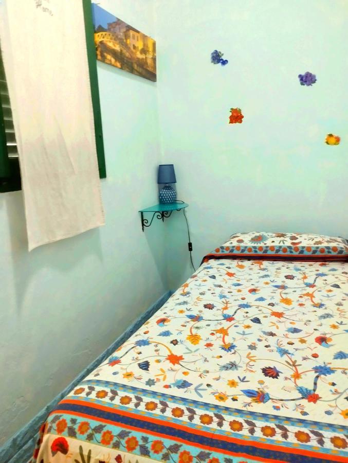 הוילה מגדל אגם פוצ'יני Casa Tonfoni מראה חיצוני תמונה